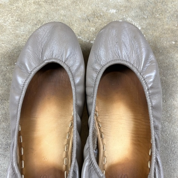 Tieks Tan Leather Ballet Flats 
Size: 9 - Picture 13 of 14